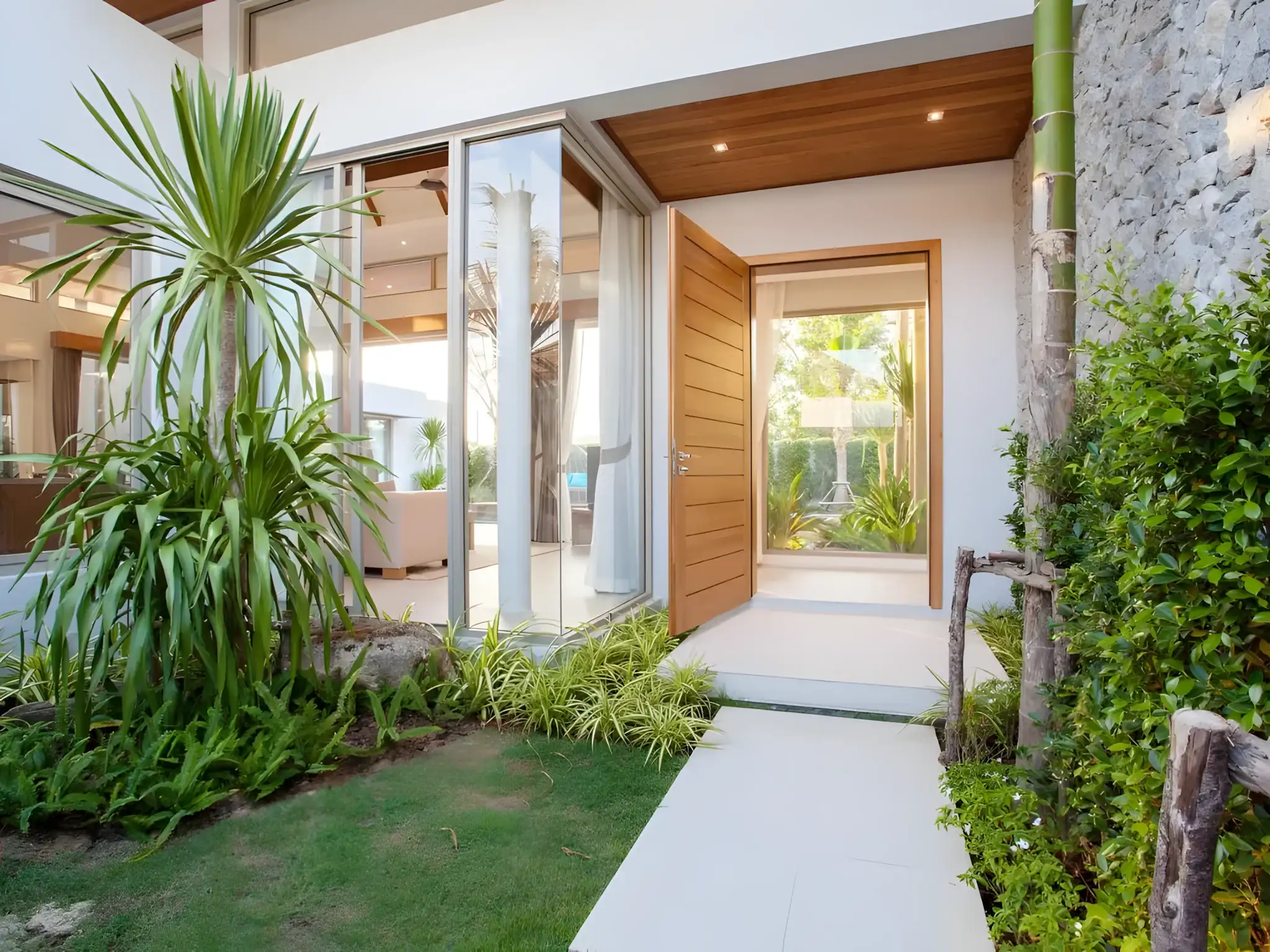 Minimalist entrance planting in Tampa